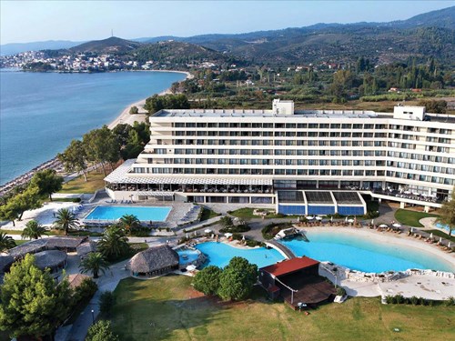 Нова акція: Porto Carras Sithonia Hotel 5 * дарує безкоштовне проживання дітям до 18 років!