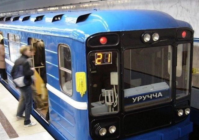 Τα βαγόνια του μετρό στο Μινσκ θα διακοσμήσουν με αντίγραφα διάσημων έργων τέχνης