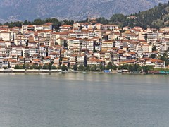 04_Kastoria-traditional-old-city-by-the-lake-at-Greece