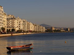 01_White-Tower-and-Thessaloniki-seaside