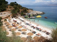 Пляж Кассиопия на острове Корфу