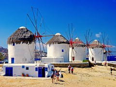 03_Windmills-of-sunny-Mykonos-(Greece,-Cyclades)