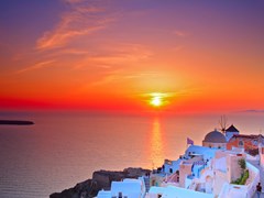 29_Sunset-in-Oia-village-on-Santorini-island,-Greece