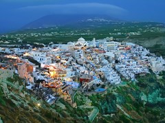 44_Night-in-Fira-Santorini-Greece