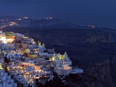 45_Fira-at-night-(panoramic-composition)