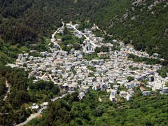 04_Aerial-view-of-mountainous-Greek-village.