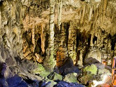 Печера Андро на Криті