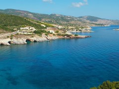 Панорамный пейзаж бухты на острове Закинф, Греция.