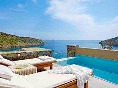 One-Bedroom Villa Sea View Private Pool