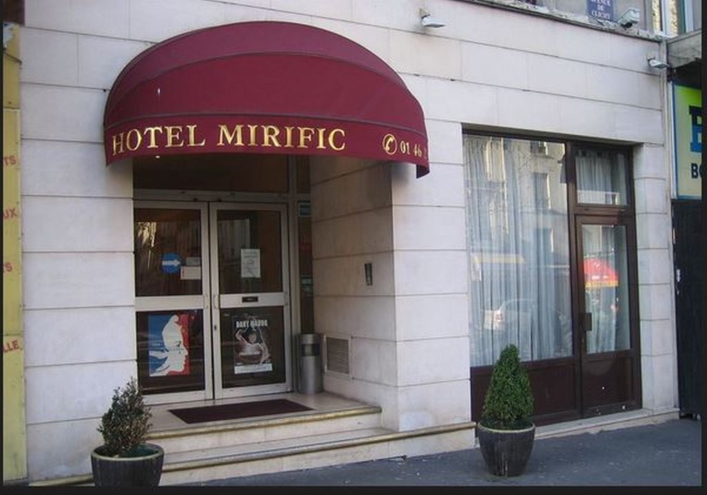 Mirific Opera Hotel