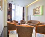 Mirific Opera Hotel