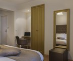 Mirific Opera Hotel