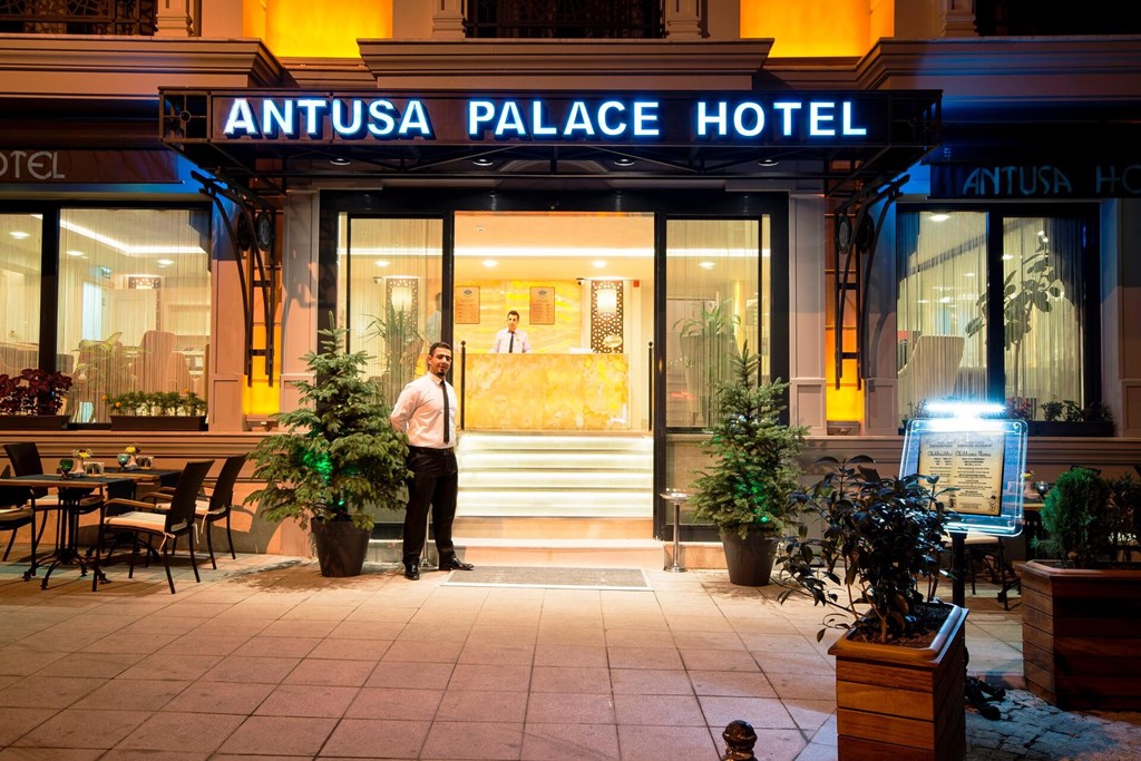 Antusa Palace &Spa