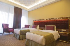 MB Deluxe Hotel - photo 16