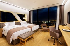 Doubletree by Hilton Istanbul Avcilar Airport - photo 21