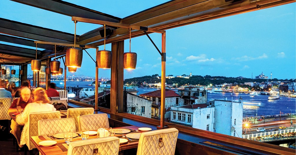 Momento Hotel Golden Horn