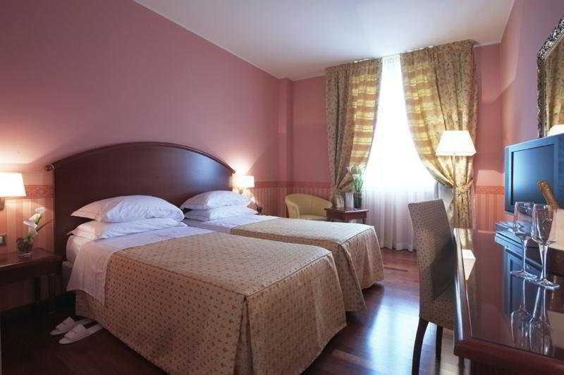 Savoia Hotel Regency