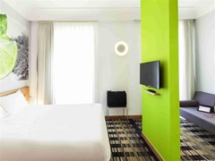 Ibis Styles Napoli Garibaldi - photo 23