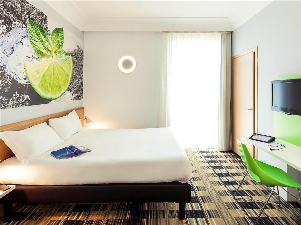 Ibis Styles Napoli Garibaldi