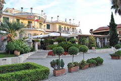 Leonessa Hotel - photo 13