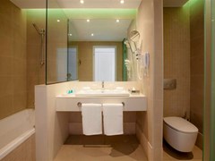 Blue Lagoon Princess Hotel: Bathroom - photo 50