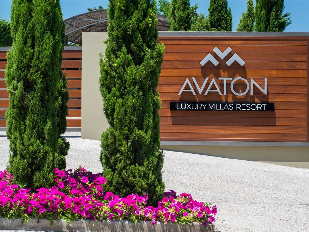 Villas Avaton Luxury Resort- Relais & Ch