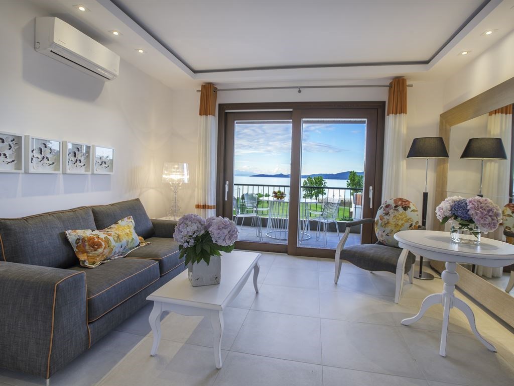 Villas Avaton Luxury Resort- Relais & Ch: Pamorama Suite