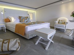 Villas Avaton Luxury Resort- Relais & Ch: Pamorama Suite - photo 20