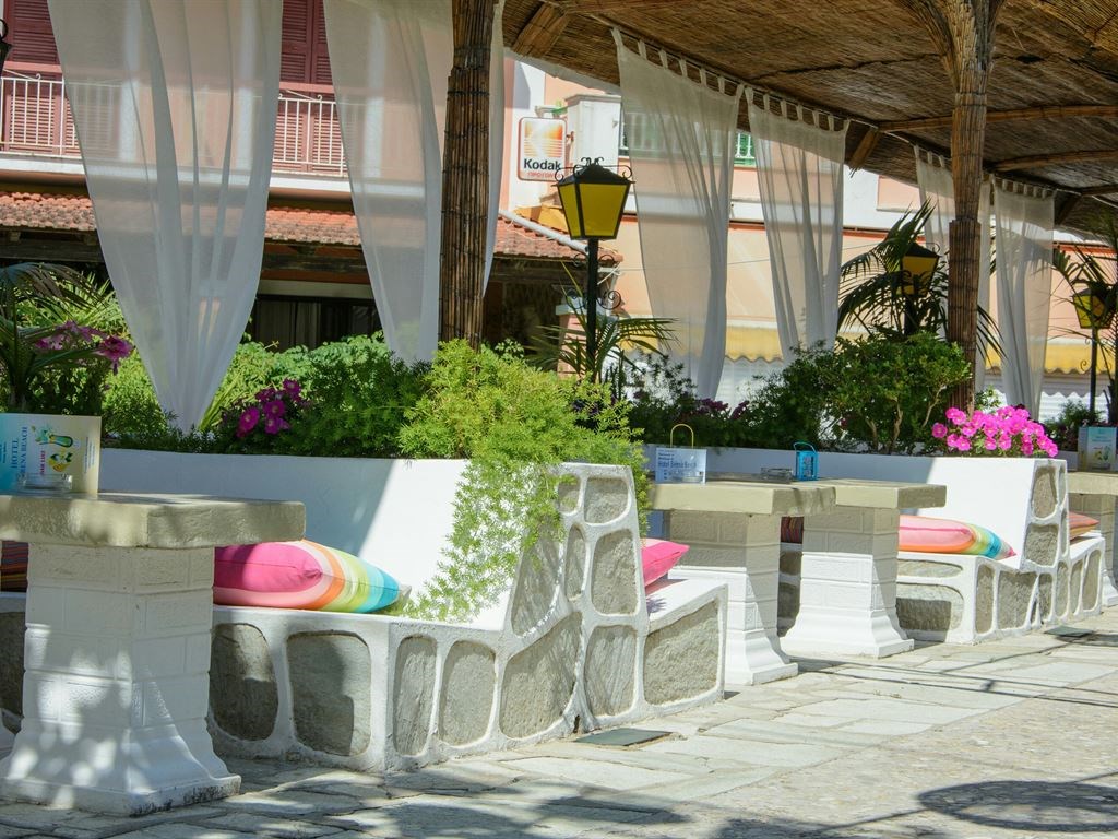 Sirena Beach Hotel
