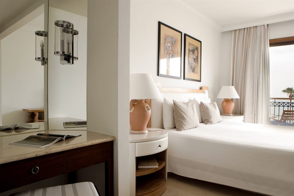 Annabelle Hotel: Suite Bedroom
