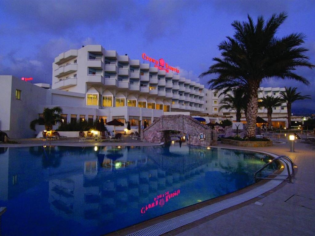 Crown Resort Horizon Hotel