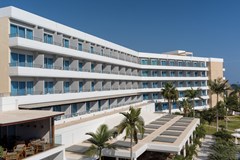Mediterranean Beach Hotel - photo 2