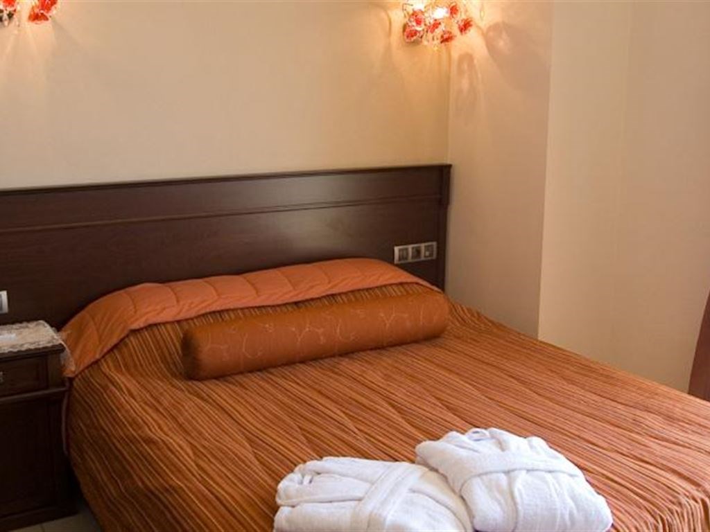 Ilia Mare: Double Room