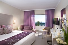 Louis Imperial Beach: Honeymoon room - photo 54