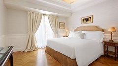 King George, A Luxury Collection Hotel, Athens: Deluxe Suite - photo 16