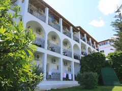 Yannis Hotel - photo 1