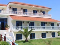 Kamari Beach Hotel - photo 7