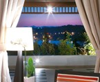 Grecotel Vouliagmeni Suites