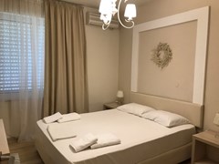 Leonidas Apartments: Junior Suite - photo 20