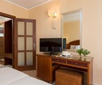 Theartemis Palace Hotel: Standard Room Annex