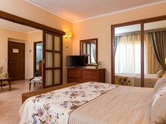 Theartemis Palace Hotel: Suite Annex - photo 40