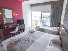 Lavris Hotels & Spa: Superior Room - photo 25