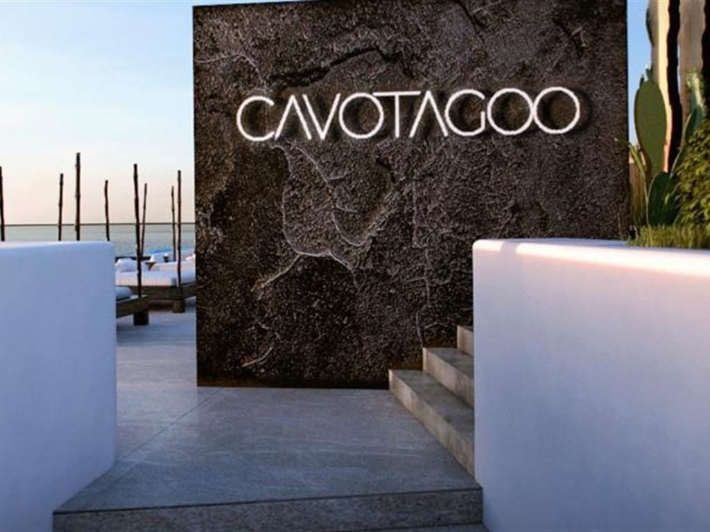 Cavotagoo Santorini Hotel