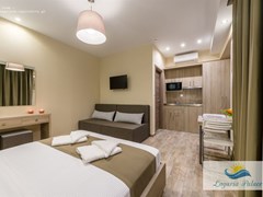 Lagaria Luxury Rooms & Apartments - photo 25