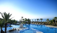 Four Seasons Hotel Limassol - photo 2