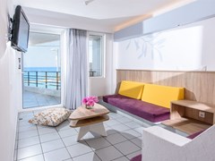 Alia Beach Hotel: Suite  - photo 15