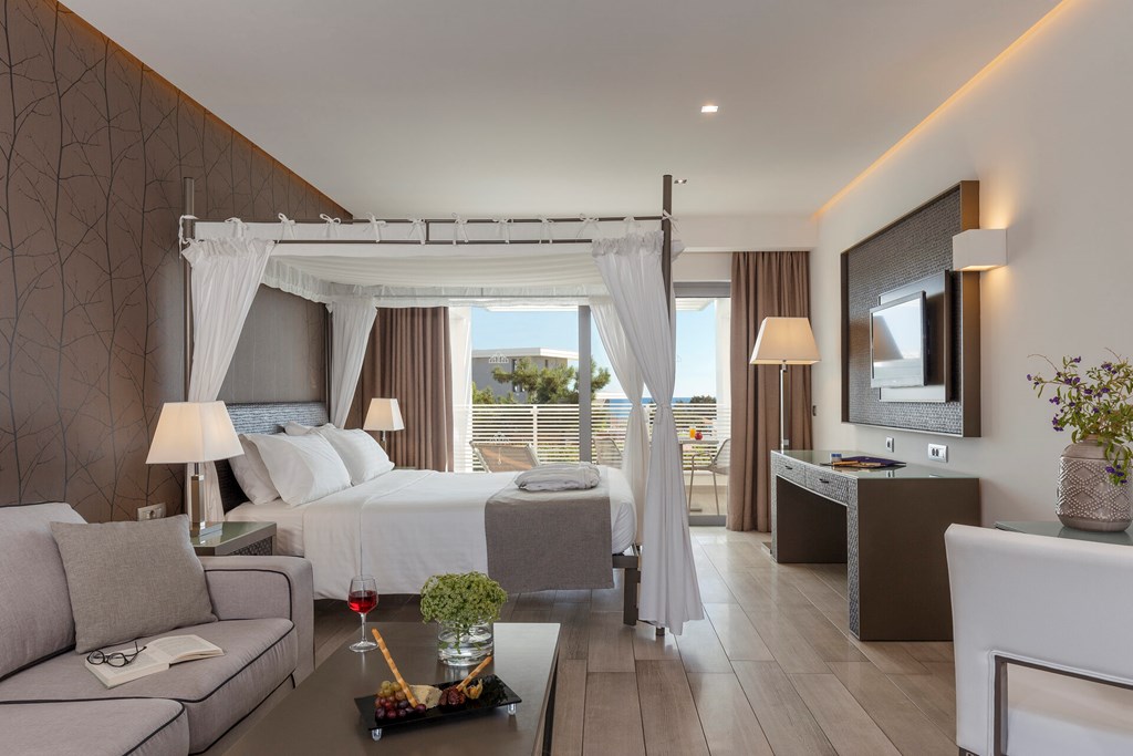 Princess Andriana Resort & Spa: Room JUNIOR SUITE WITH BALCONY