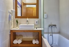 Arminda Hotel & Spa: Bathroom - photo 51