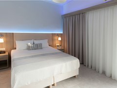 12 Olympian Gods Hotel: Family Bedroom  - photo 13