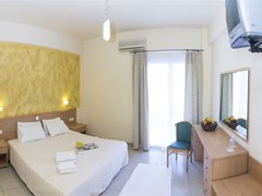 Eviana Beach Hotel: Double Room - photo 14